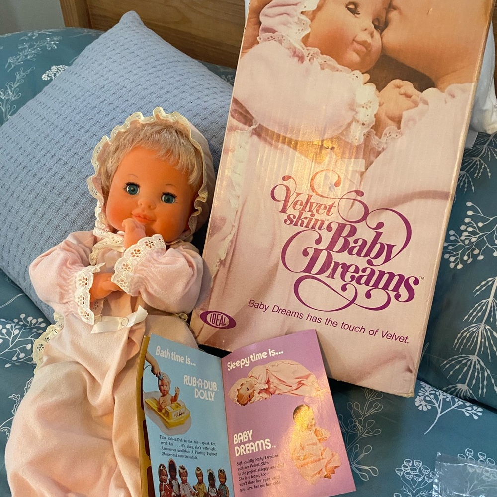 Baby Dreams the doll with velvet skin by ideal